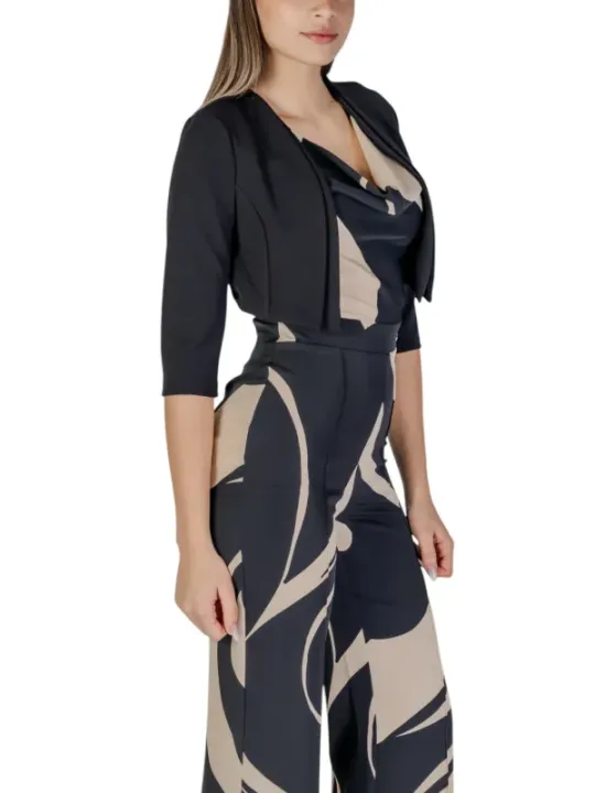 Schwarzes Kleid mit Renaissance-Muster