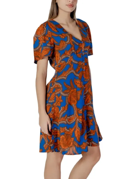 Blaues Kleid mit Blumenmuster