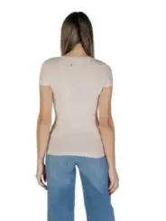 Pfirsich Guess T-Shirt Dreieck-Logo