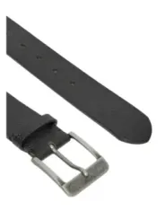 Schwarzer Calvin Klein Ledergürtel Detail