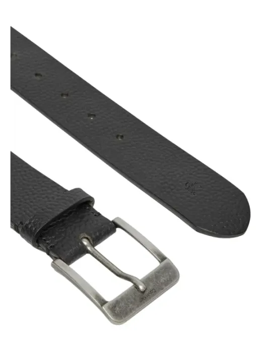 Schwarzer Calvin Klein Ledergürtel Detail