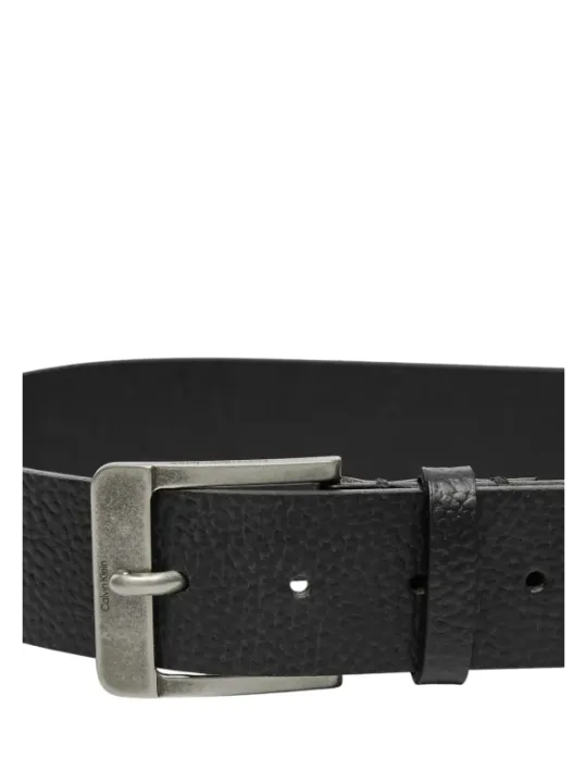Schwarzer Ledergürtel mit Silber Schnalle