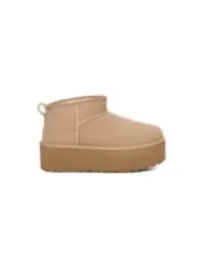 Tan Wildleder UGG High-Top-Stiefel