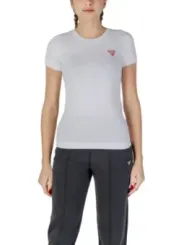 Guess Logo T-Shirt und Hose