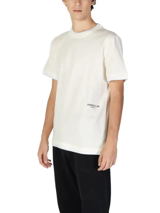 Off-white Underclub T-Shirt Mannequin präsentiert