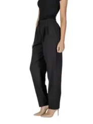 Schwarze Damen Stoffhose klassisch geschnitten