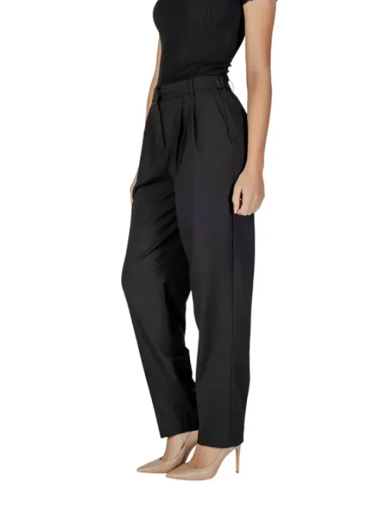 Schwarze Damen Stoffhose klassisch geschnitten