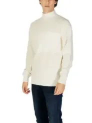 Weißer Calvin Klein Rollkragenpullover Jeans