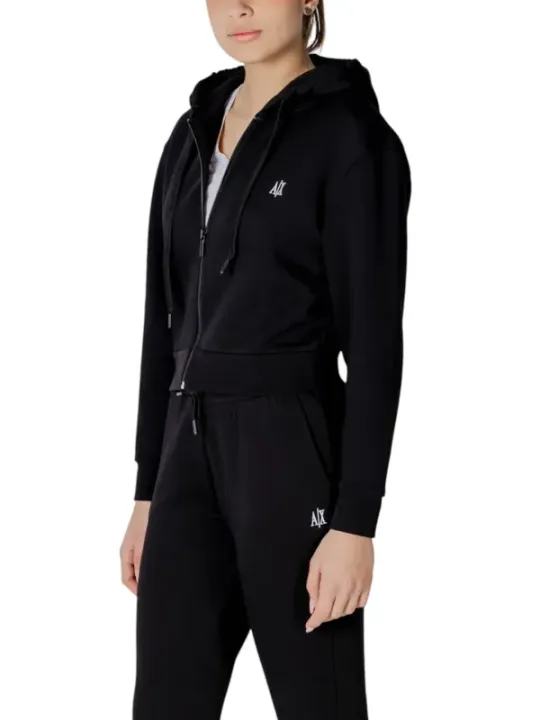 Schwarzes Kapuzenpullover und Jogginghose Set