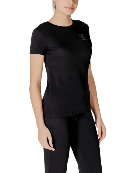 Schwarzes Armani Exchange T-Shirt Modell