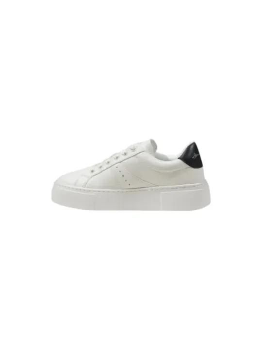 Weiße Armani Exchange Slip-On Sneaker
