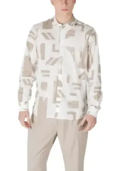 Männliche Seidenhemd mit geometrischem Muster