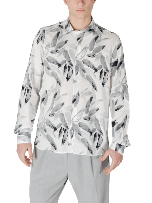Weißes Hemd mit Blattmuster
