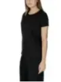 Schwarzes Armani Exchange Damen T-Shirt