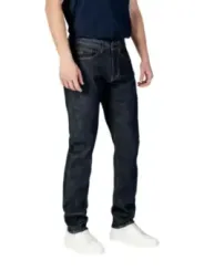 Armani Exchange Jeans und Sneaker