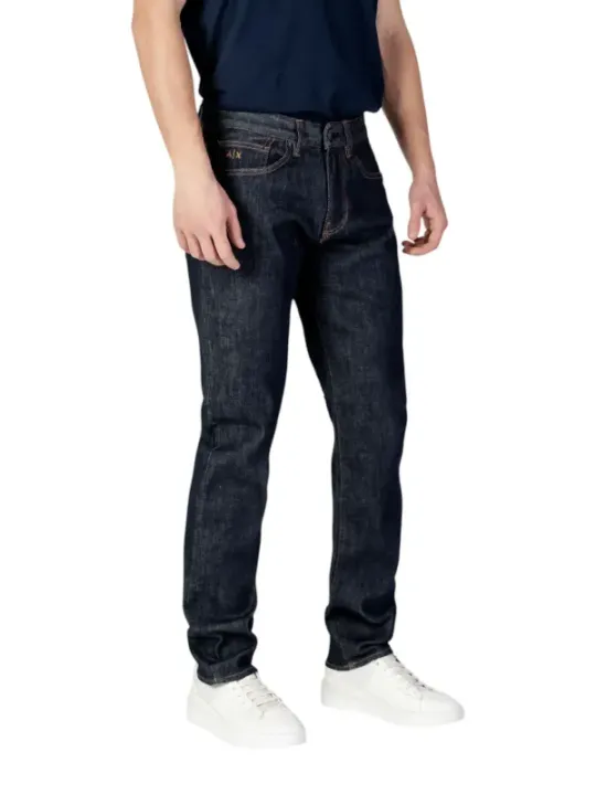Armani Exchange Jeans und Sneaker