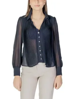 Marineblaue Bluse mit Falten und Knöpfen
