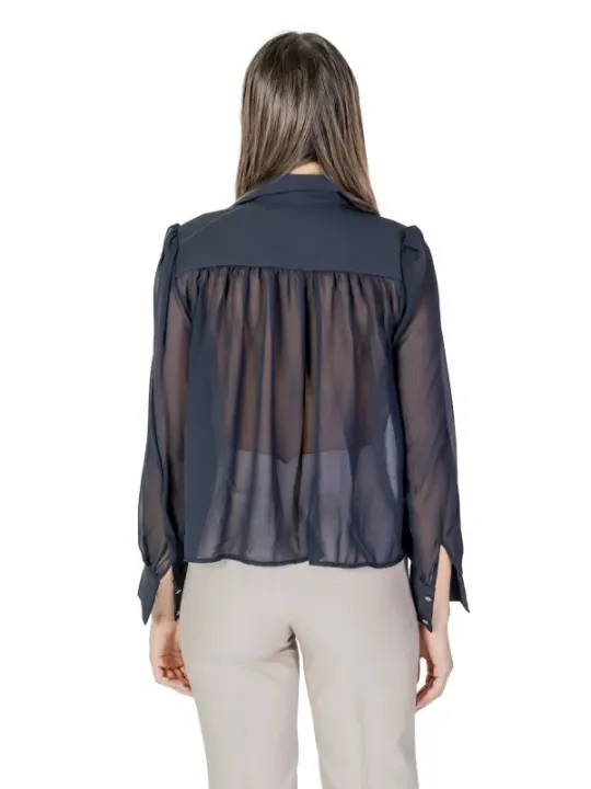 Graue Bluse mit floralem Rücken