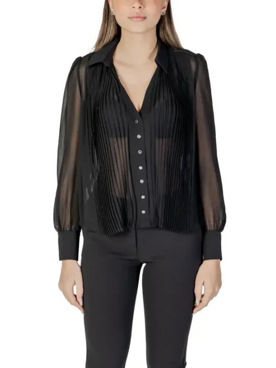 Schwarze Bluse mit Rüschen und Kragen