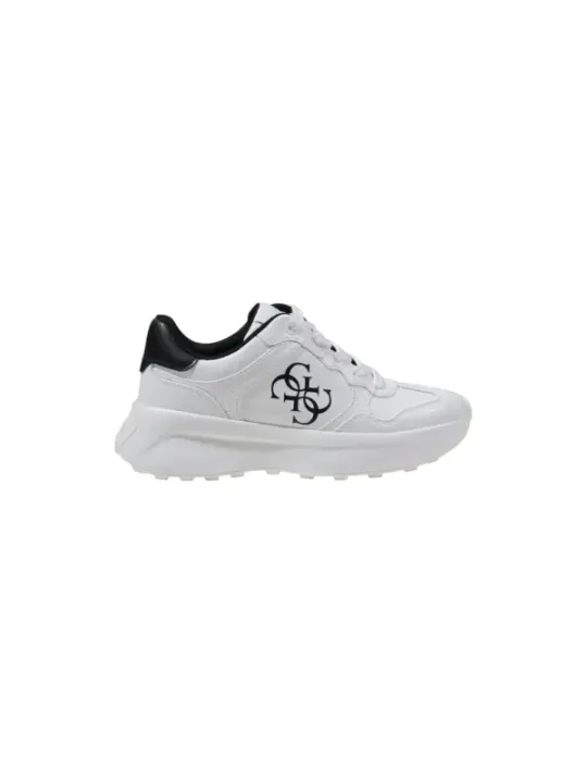 Weiße Guess Sneakers mit schwarzem Logo