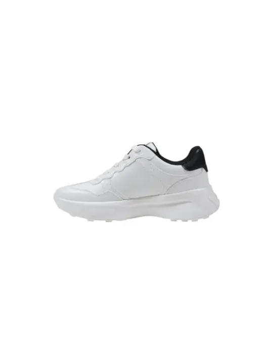 Weiße Guess 482872 Sneaker seitlich