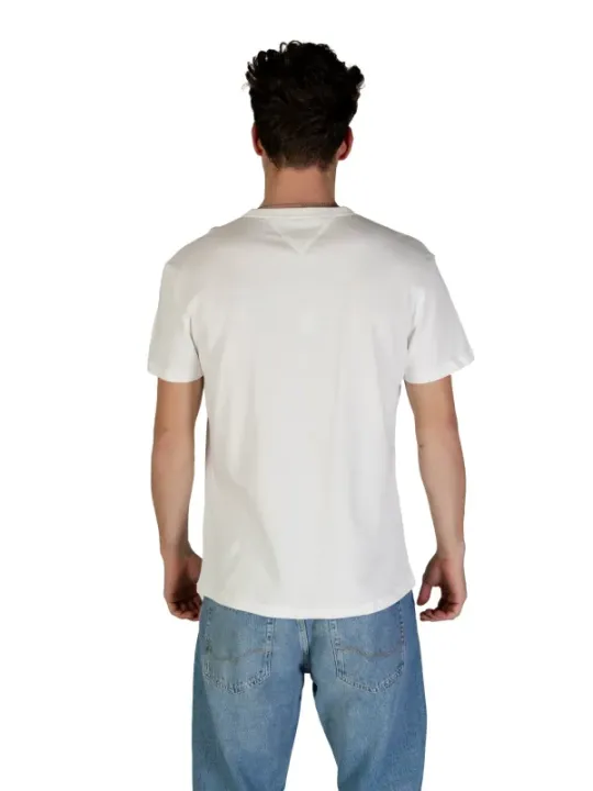 Tommy Hilfiger Jeans und weißes T-Shirt