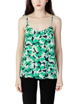 Blumiger Seidentop mit dünnen Trägern