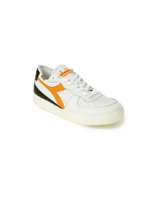 Weiße Diadora Heritage Sneakerschuhe