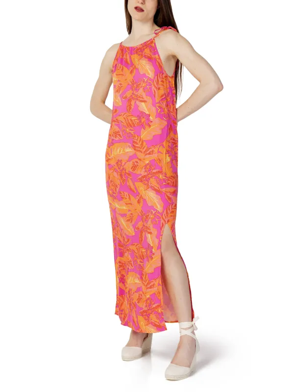 Tropisches Maxikleid mit seitlichem Schlitz