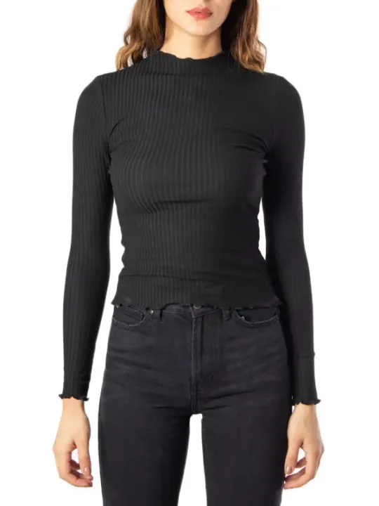 Schwarzes Rippstrick-Crop-Top und Hose