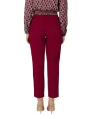 Rote Damen Stoffhose gerades Bein