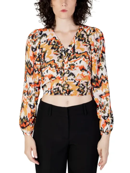 Abstrakte Bluse mit Blättermuster.