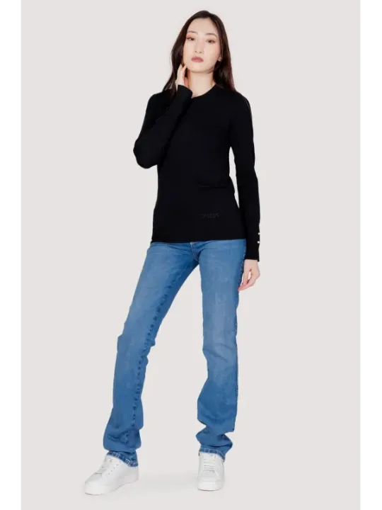 Guess Jeans und schwarzer Rollkragen