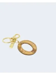 Holz und goldfarbenes Schlüsselanhänger-Design