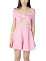 Pinkes Minikleid mit Schleife