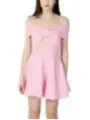 Pinkes Minikleid mit Schleife