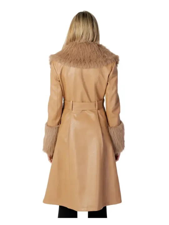 Lederjacke aus braunem Leder mit Kunstfell