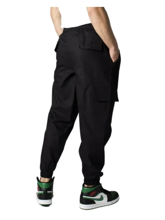 Schwarze Jogginghose mit Seitentaschen