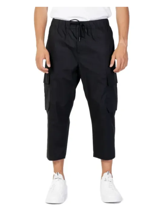 Schwarze Cargo Hose mit Bündchen