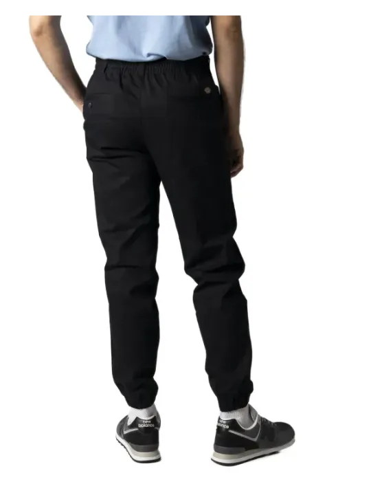 Schwarze Hosen mit elastischem Bund