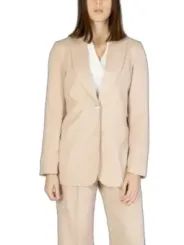 Beiges Wollblazer und Stoffhose