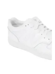 Weiße New Balance Sneaker Detailansicht