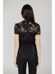 Schwarze Bluse mit Spitze Detail