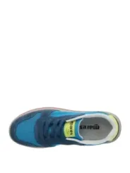 Blaue und gelbe Wassersportschuhe