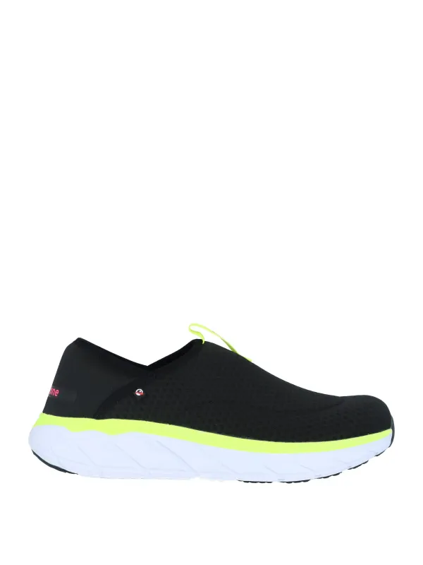 Schwarzer Wasserschuh mit Neonakzenten