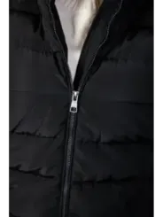 Schwarze gesteppte Daunenweste mit Reißverschluss