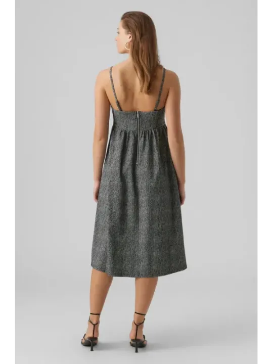 Houndstooth Kleid mit Absatzschuhen