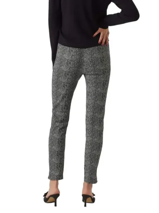 Schlanke, gemusterte Damen-Hose schwarzweiß