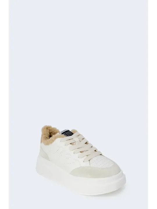 Weißer Ash 467507 Sneaker Detail