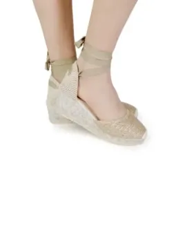 Beige Espadrilles mit Keilabsatz